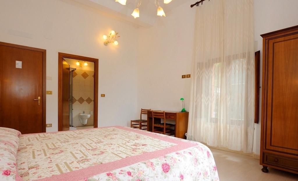 Hotel San Sebastiano Perugia Oda fotoğraf
