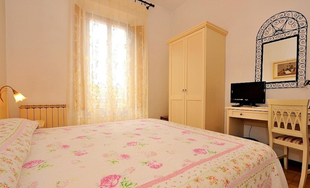Hotel San Sebastiano Perugia Oda fotoğraf